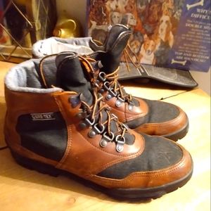 Vintage Danner boots size men's ten. 1995